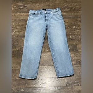 Cropped Straight Jeans